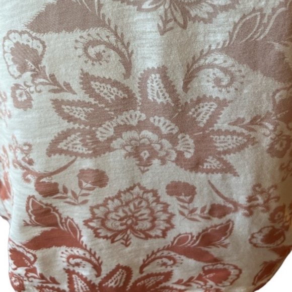 LOFT Tee Shirt Size Small Floral Paisley Pattern Graduated Colours Lovely - Picture 8 of 15